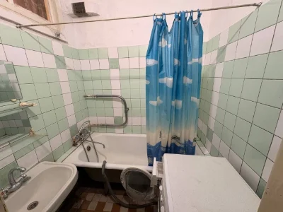Здаються  мебльована 1 кімната в 3-кімнатній квартирі.