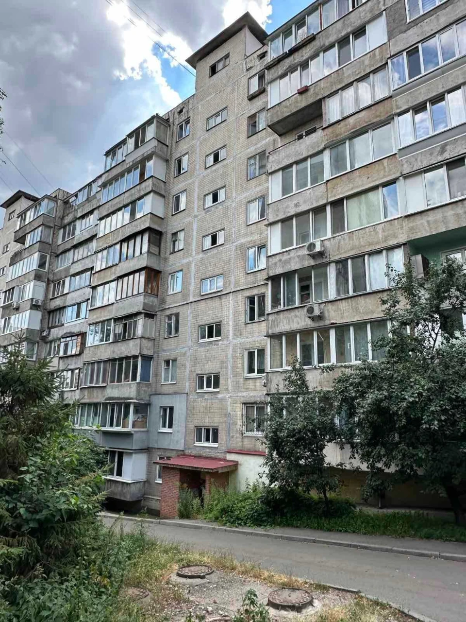 Кімнату в Татарській, терміново