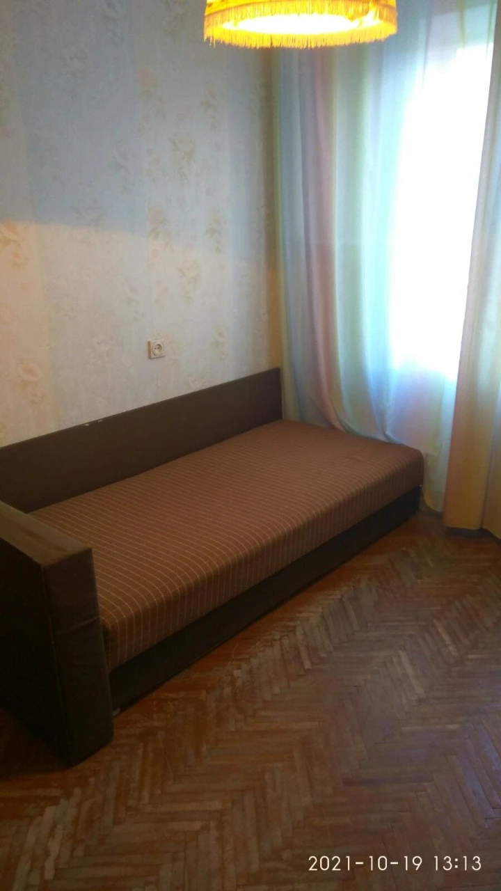 Room on Pobedy Prospekt Heroev 6