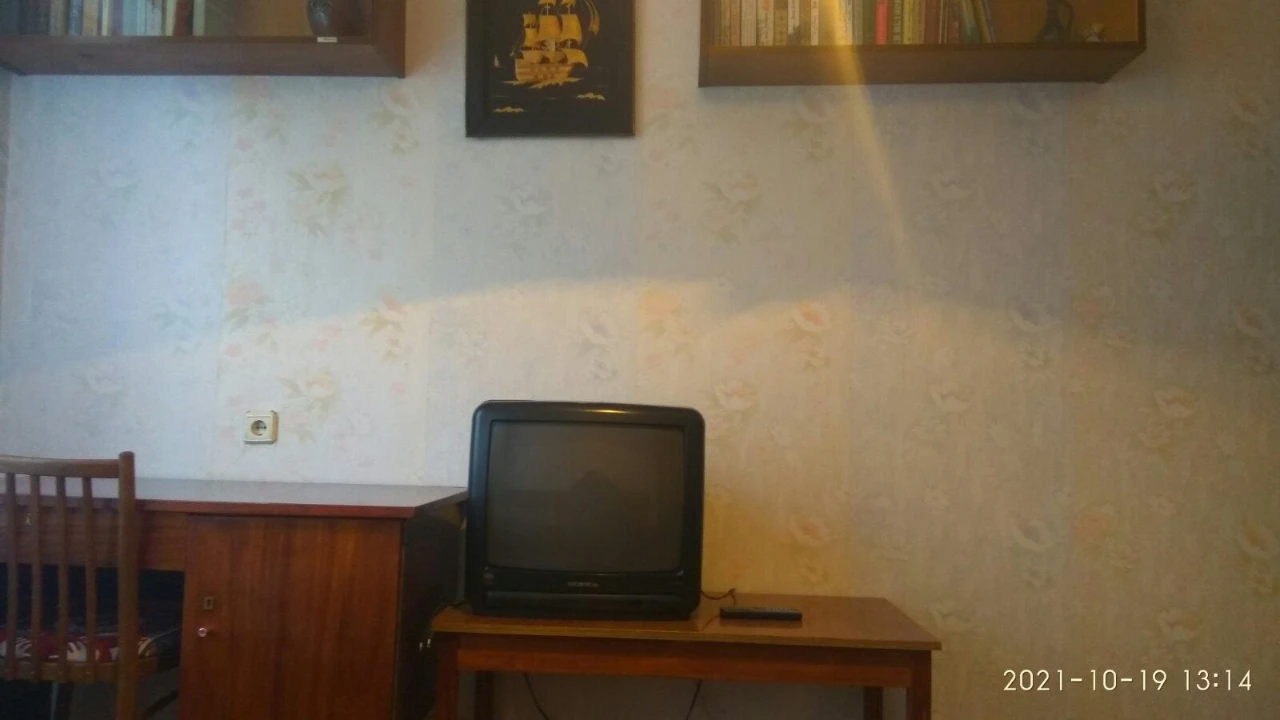 Room on Pobedy Prospekt Heroev 6
