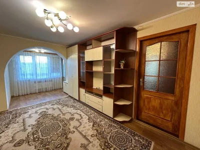 Продаж Кімната Київська