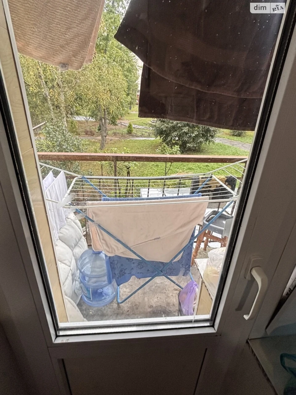 Room for Sale - Cherry