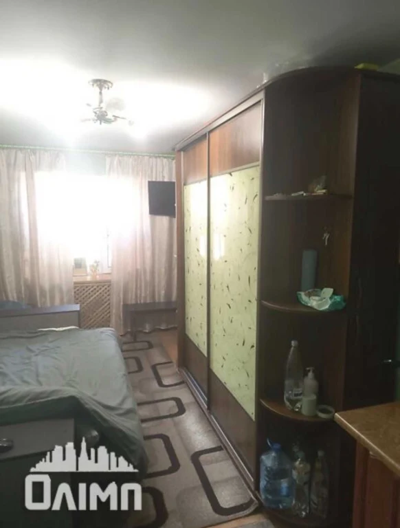 Продаётся комната в общежитии по адресу улица Зулинского 3979