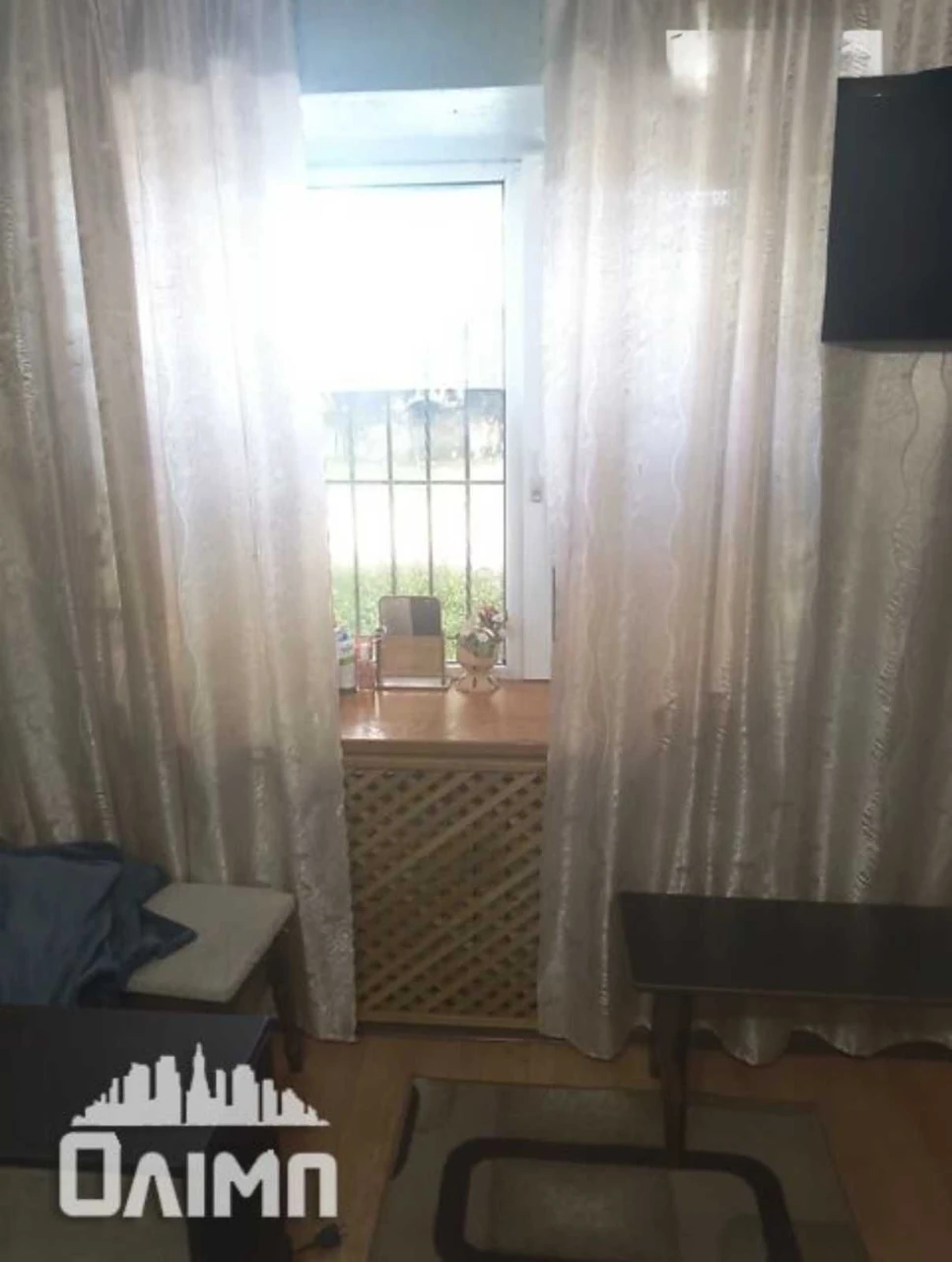 (5) Продам кімнату в гуртожитку по вул.Зулінського 3979