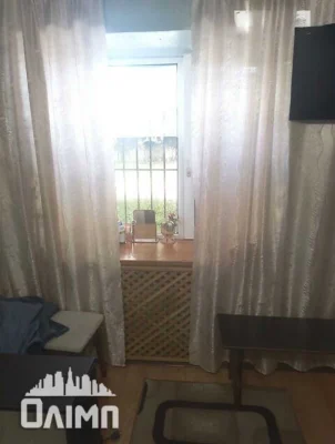 (5) Продам кімнату в гуртожитку по вул.Зулінського 3979