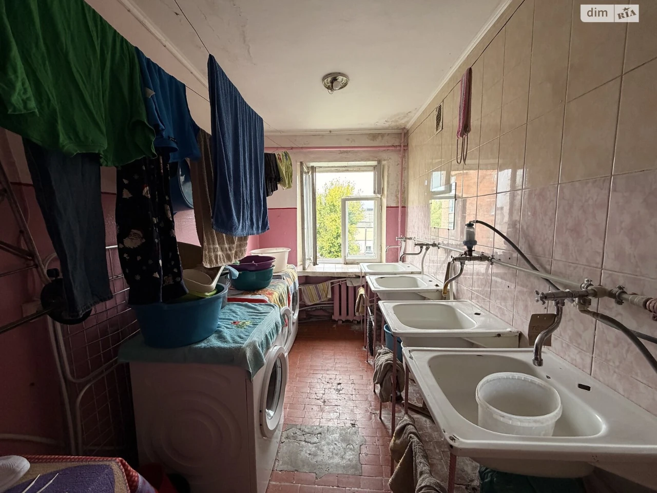 Room for Sale - Vodokanál