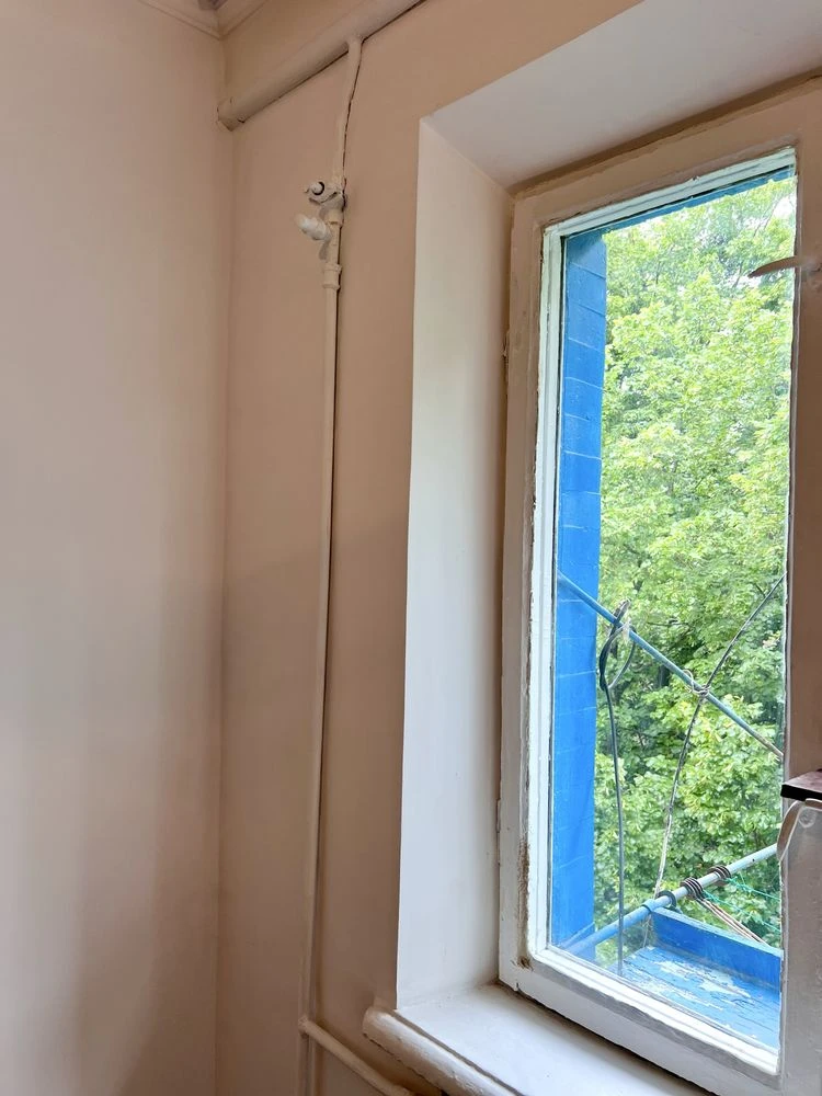 Продаж 2-х кімнат в гуртожитку на Київській!!
