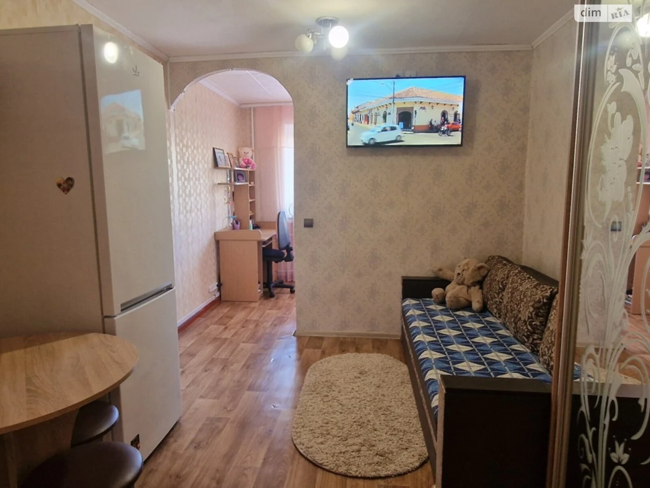 Room for Sale in a Convenient Location