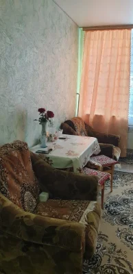 Продаж. 2 кімнати в гуртожитку, в. Параджанова.
