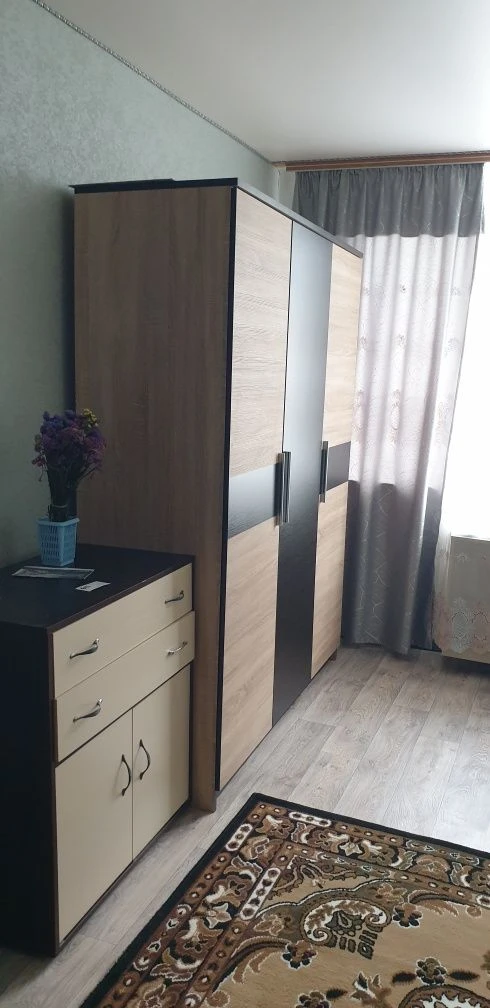 Продаж. 2 кімнати в гуртожитку, в. Параджанова.