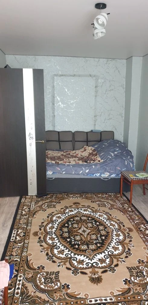 Продаж. 2 кімнати в гуртожитку, в. Параджанова.