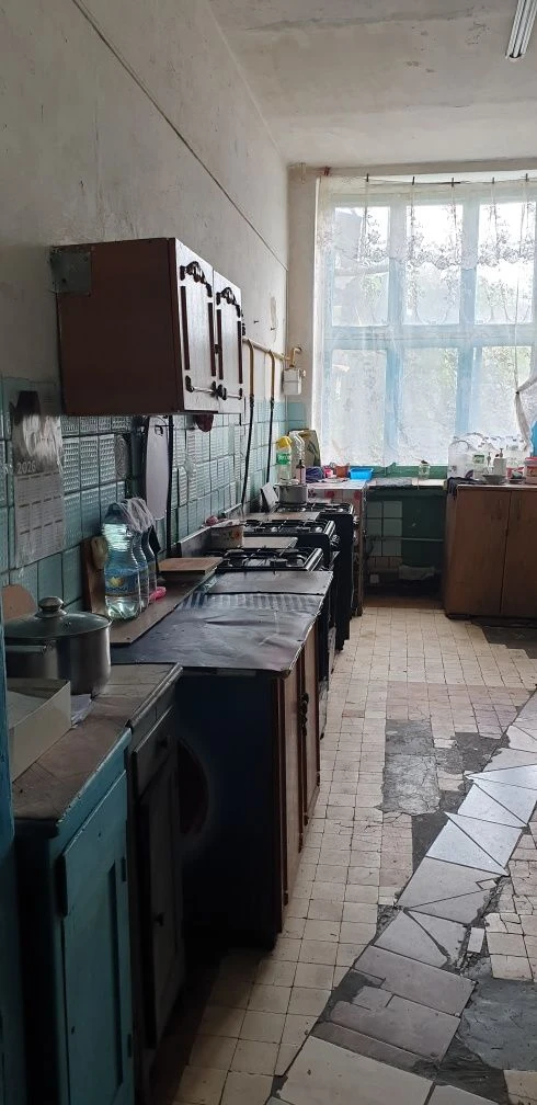 Продаж. 2 кімнати в гуртожитку, в. Параджанова.