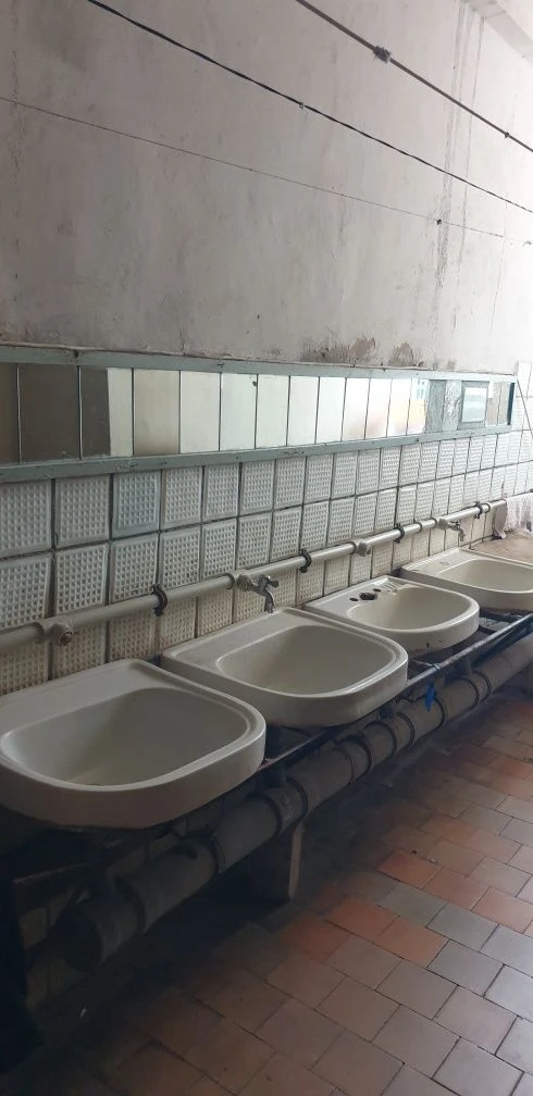 Продаж. 2 кімнати в гуртожитку, в. Параджанова.