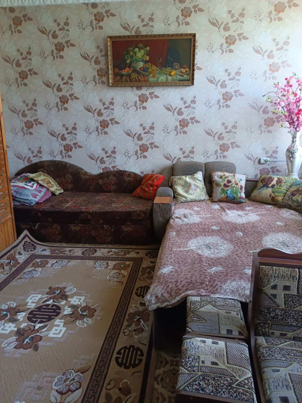 For sale room in a former dormitory