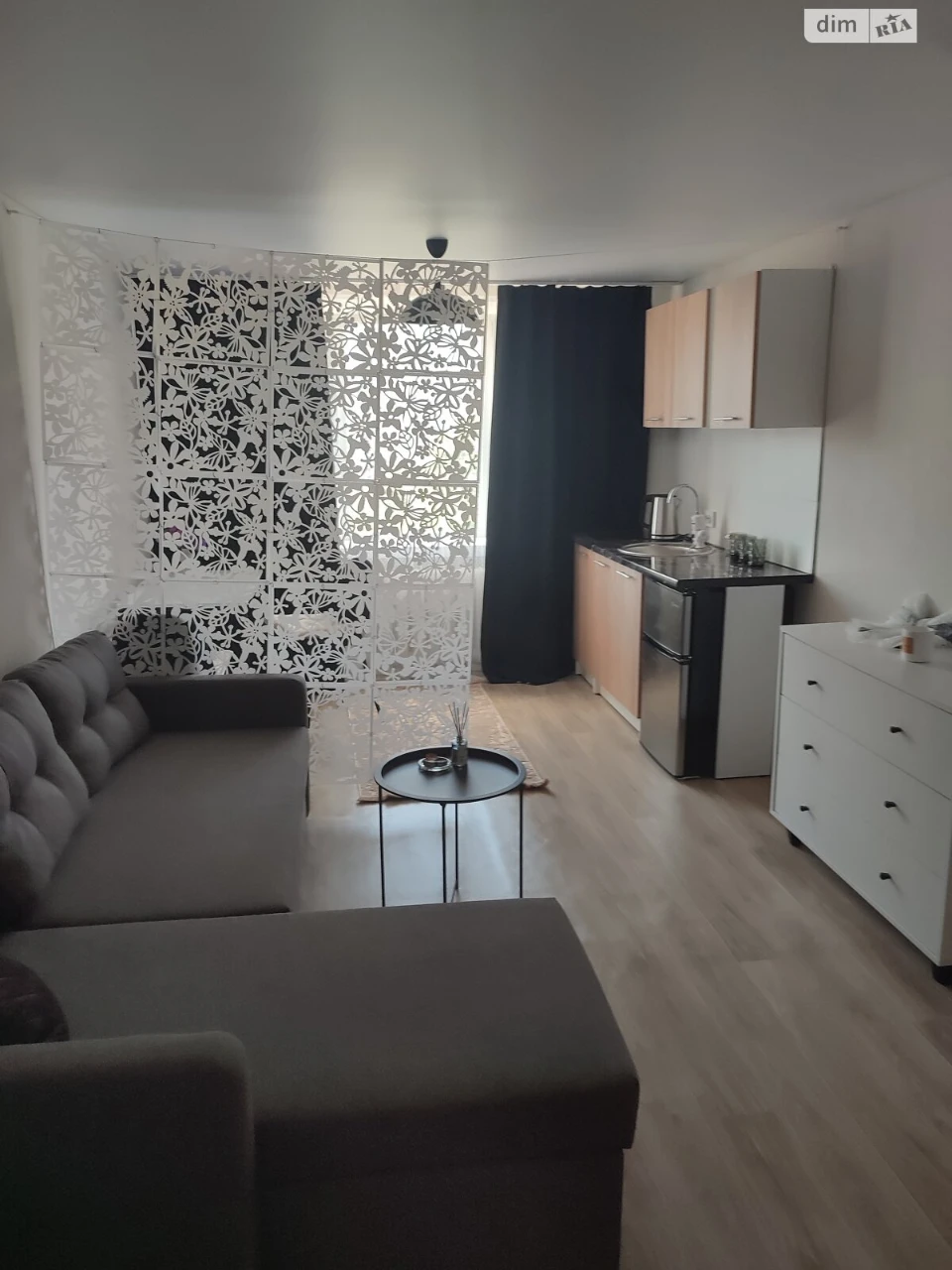 Room for Sale - Train Station