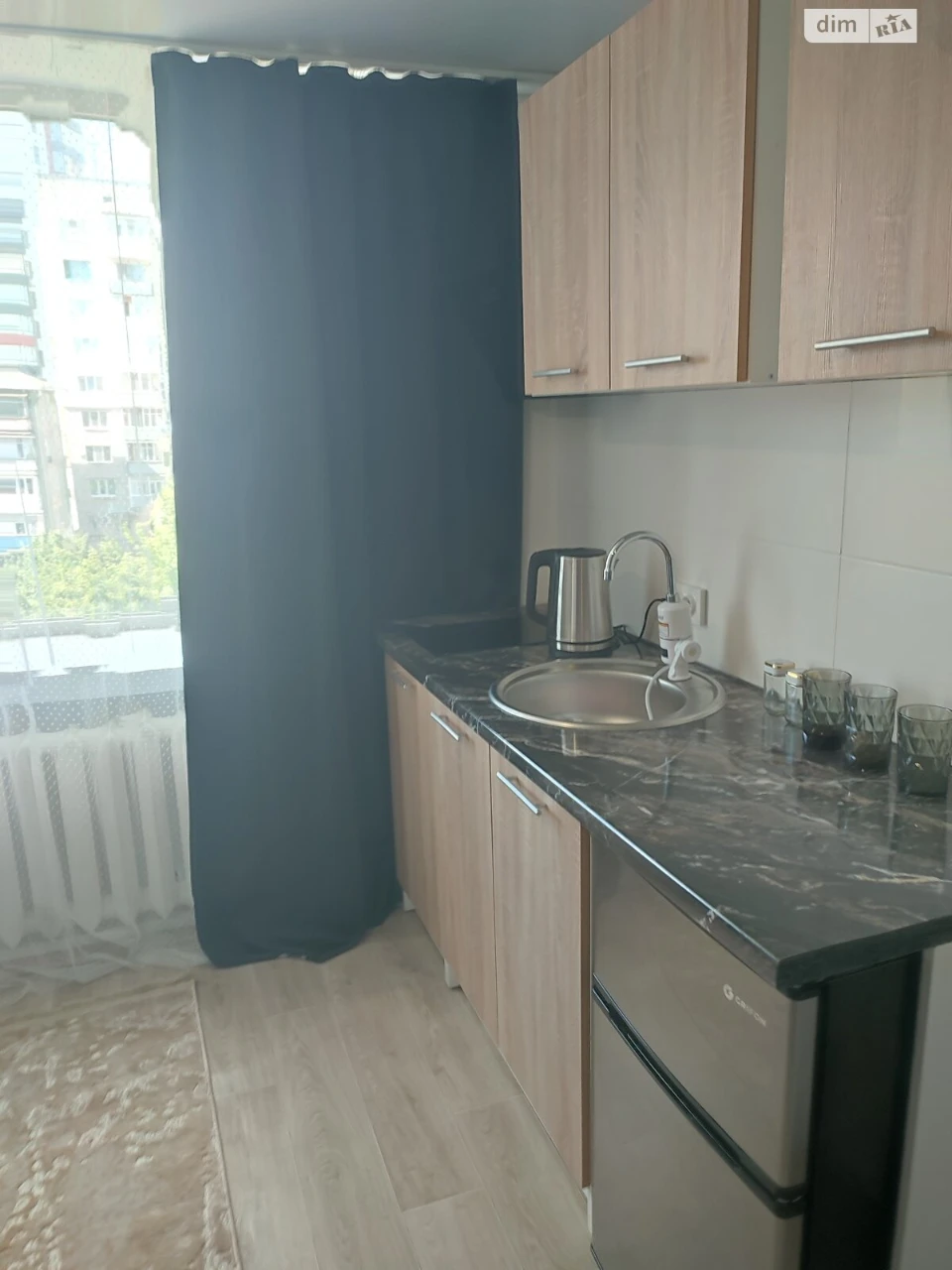 Room for Sale - Train Station