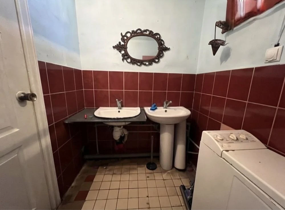 ПРОДАЖ кімнати в гуртожитку