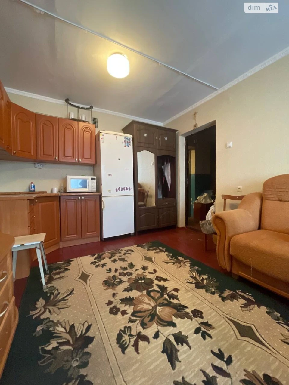 Room for Sale in Canada