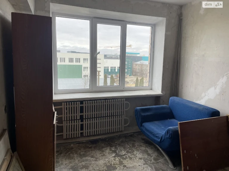 Room for Sale, Alaska
