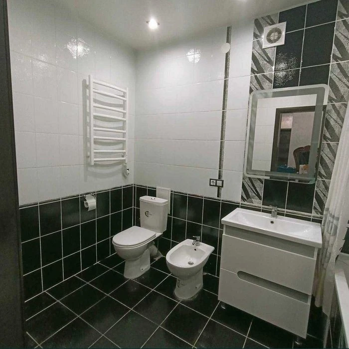 I am selling a 2-room apartment with European renovation in a residential condition. Brick building