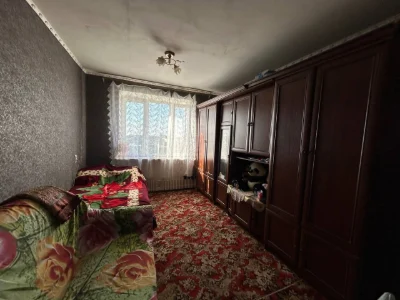 Selling room in a dormitory