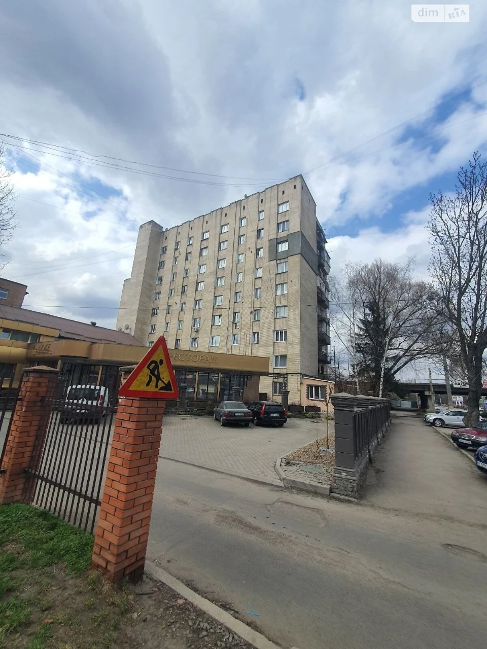 Продається кімната в Ближніх Гречанах