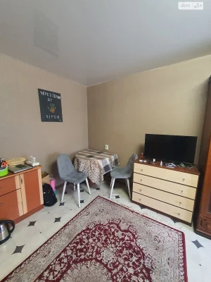 Продаж кімнати в Гречанах