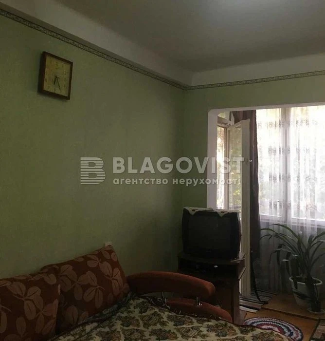 3-room apartment for sale near Sviatoshino metro station, Nivky