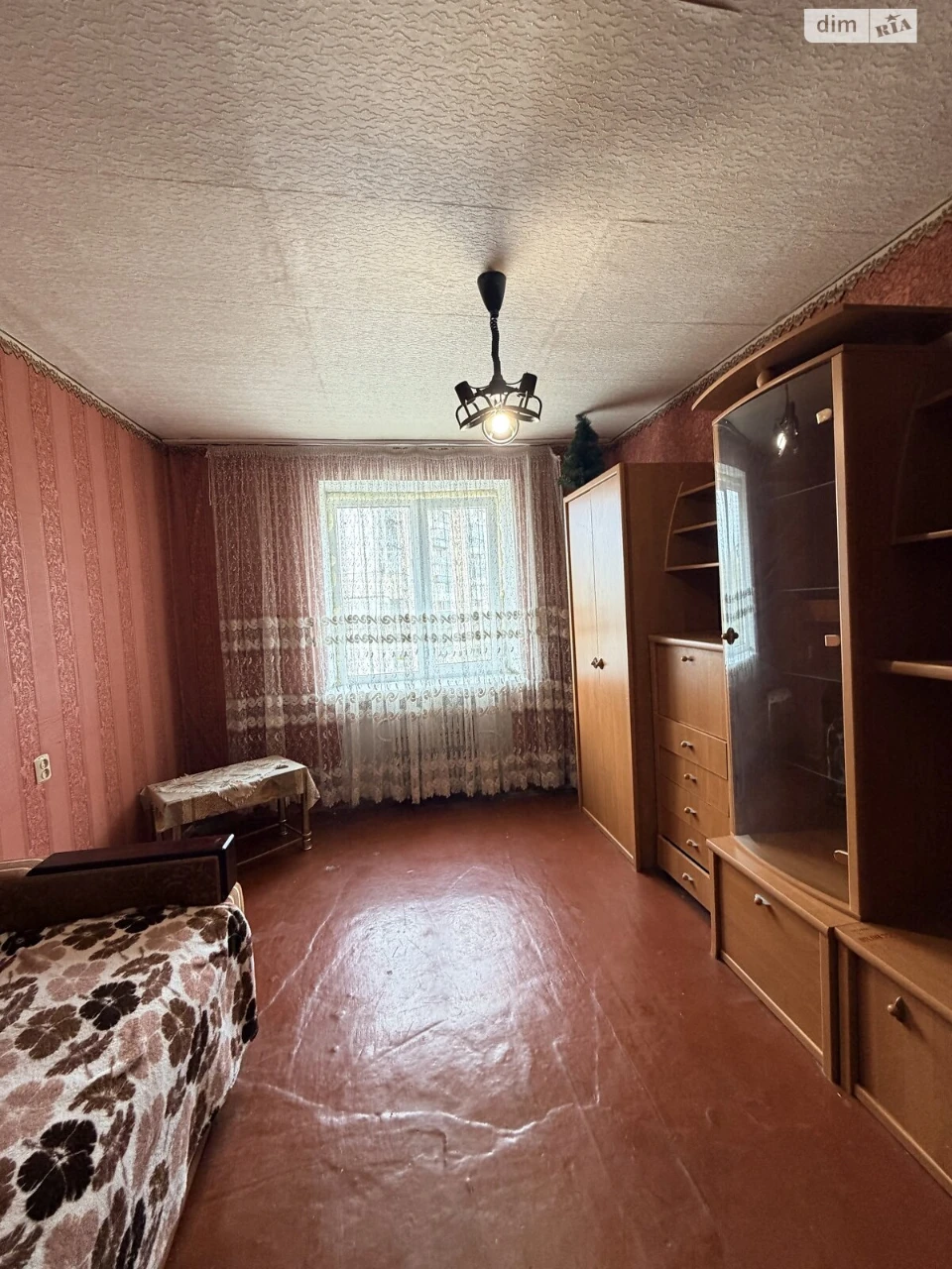 Sale of Room in Southwestern Area