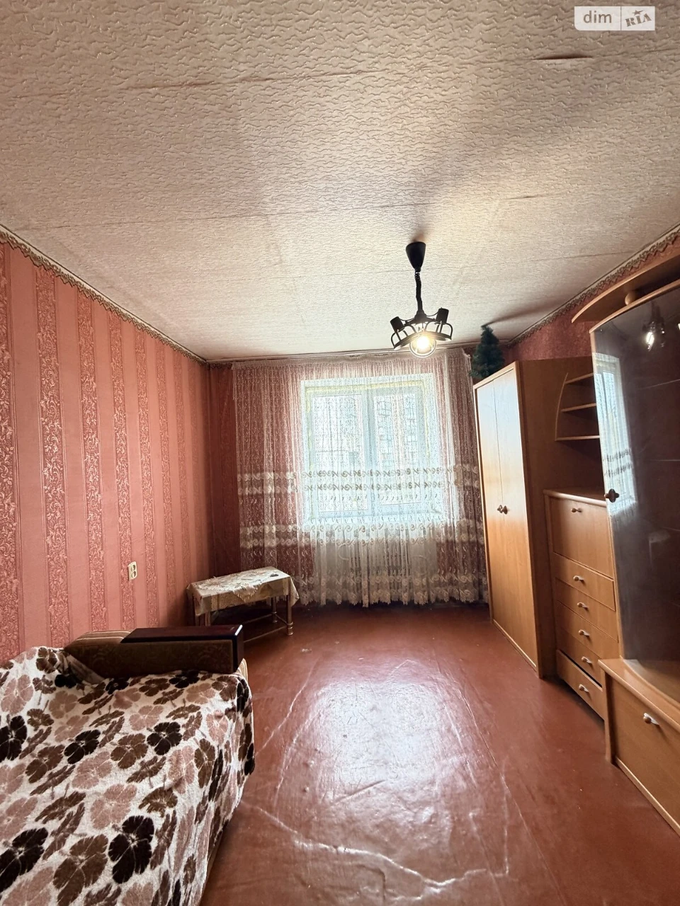 Sale of Room in Southwestern Area