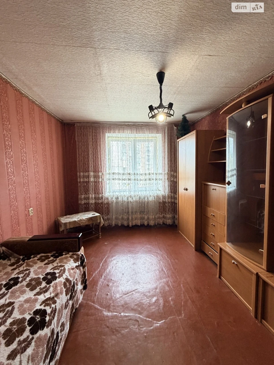 Sale of Room in Southwestern Area