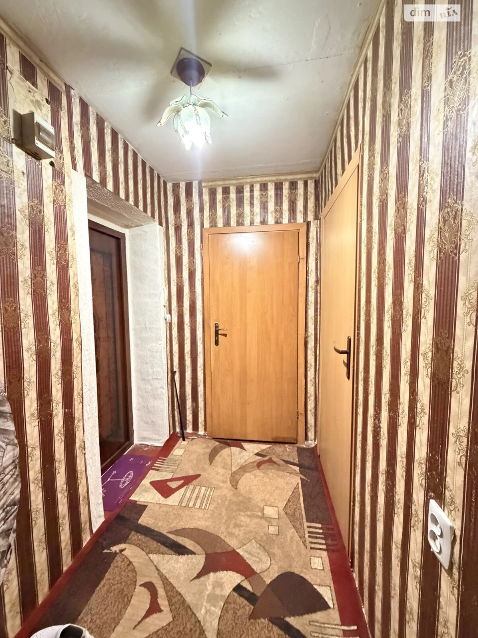 Sale of Room in Southwestern Area