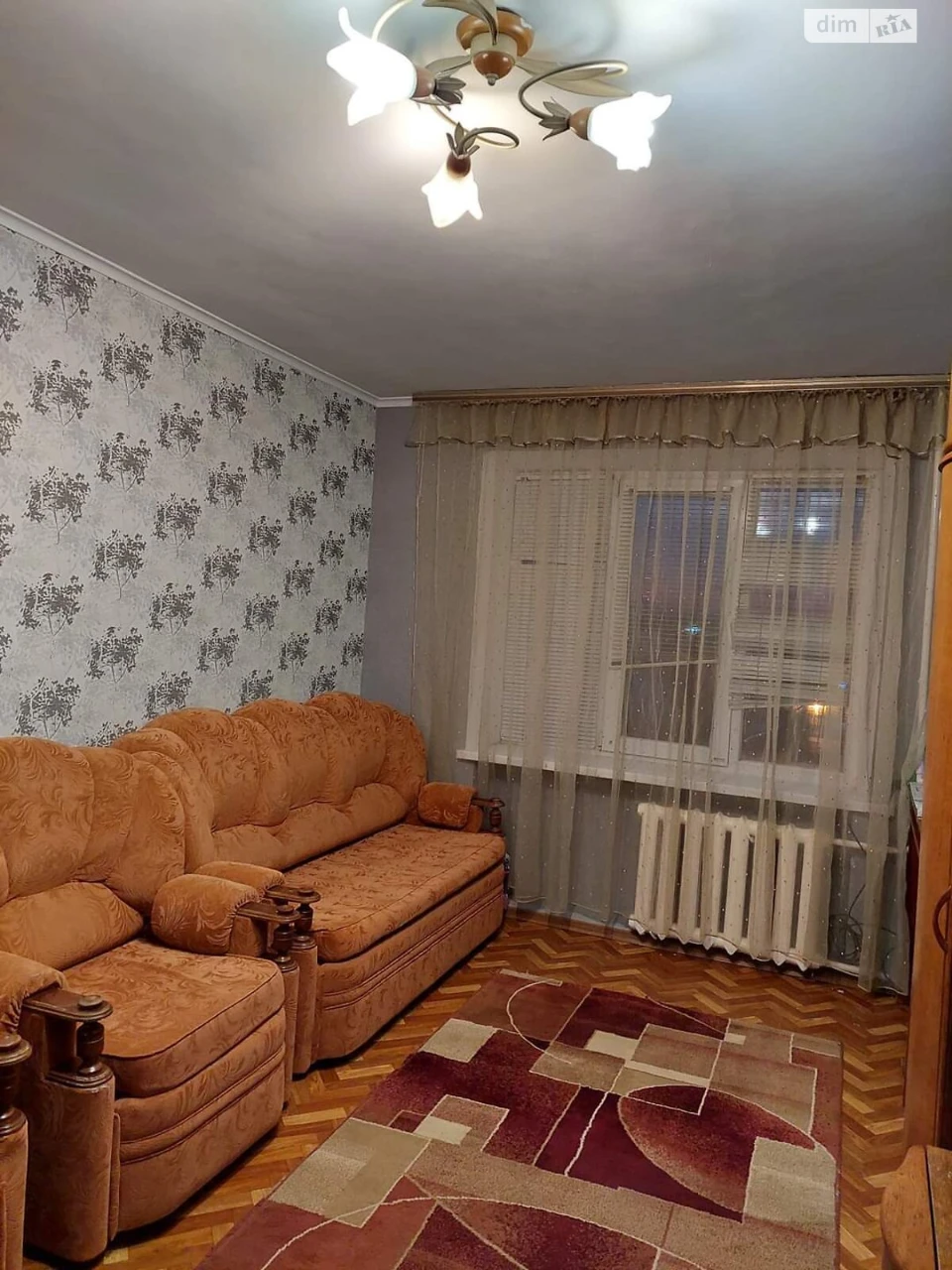 Продаж Кімната