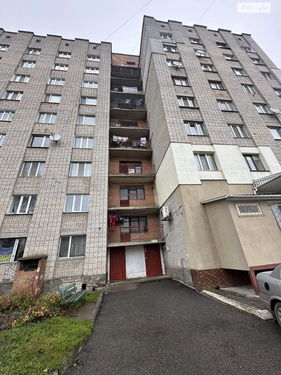 Продаж Кімната