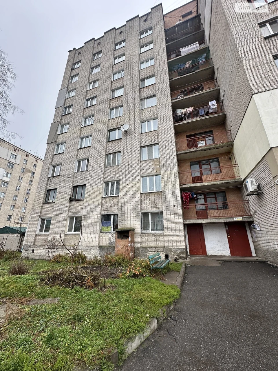 Продаж Кімната