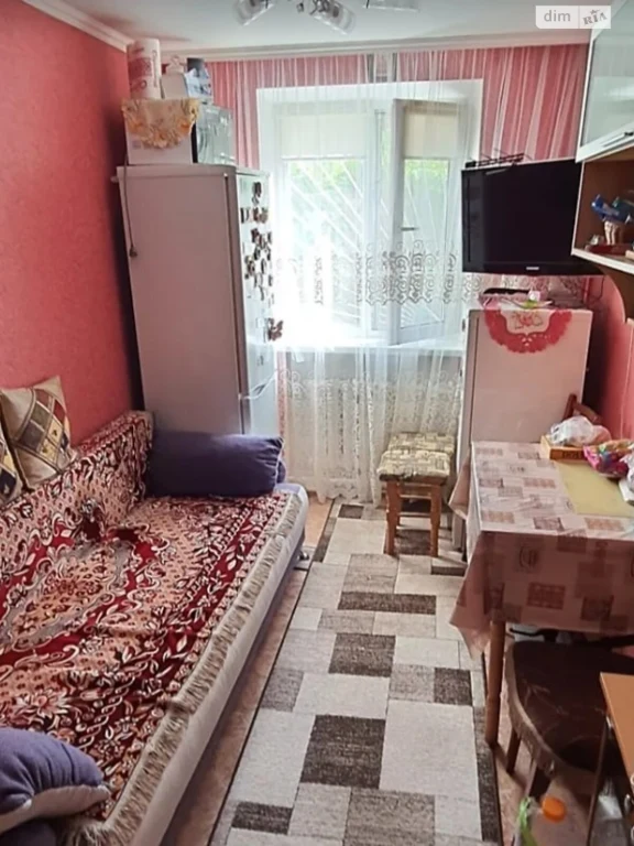 Sale of Room Oak