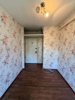Room for Sale on Textile Street