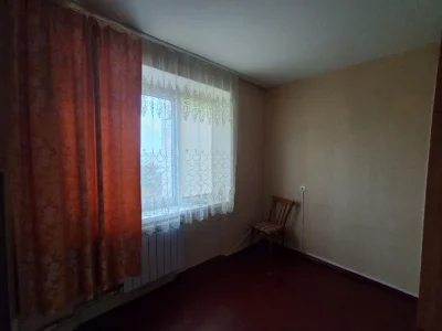 Продаж кімнати в гуртожитку.