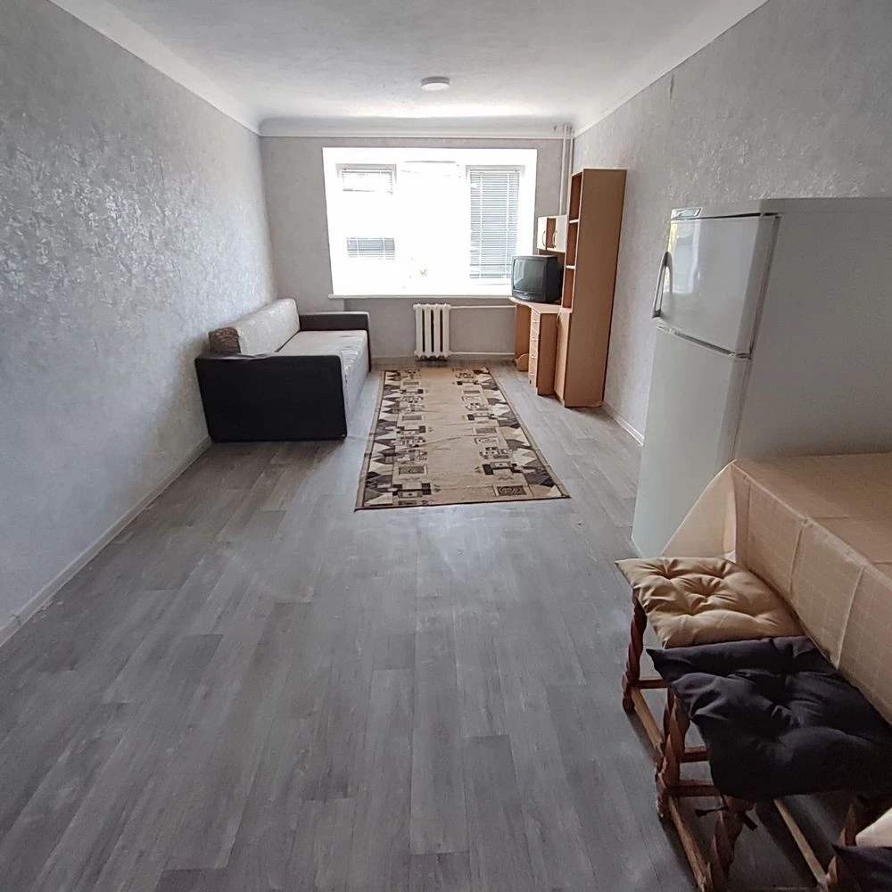 Продаж кімнати 18 м2 з ремонтом, ЦЕНТР