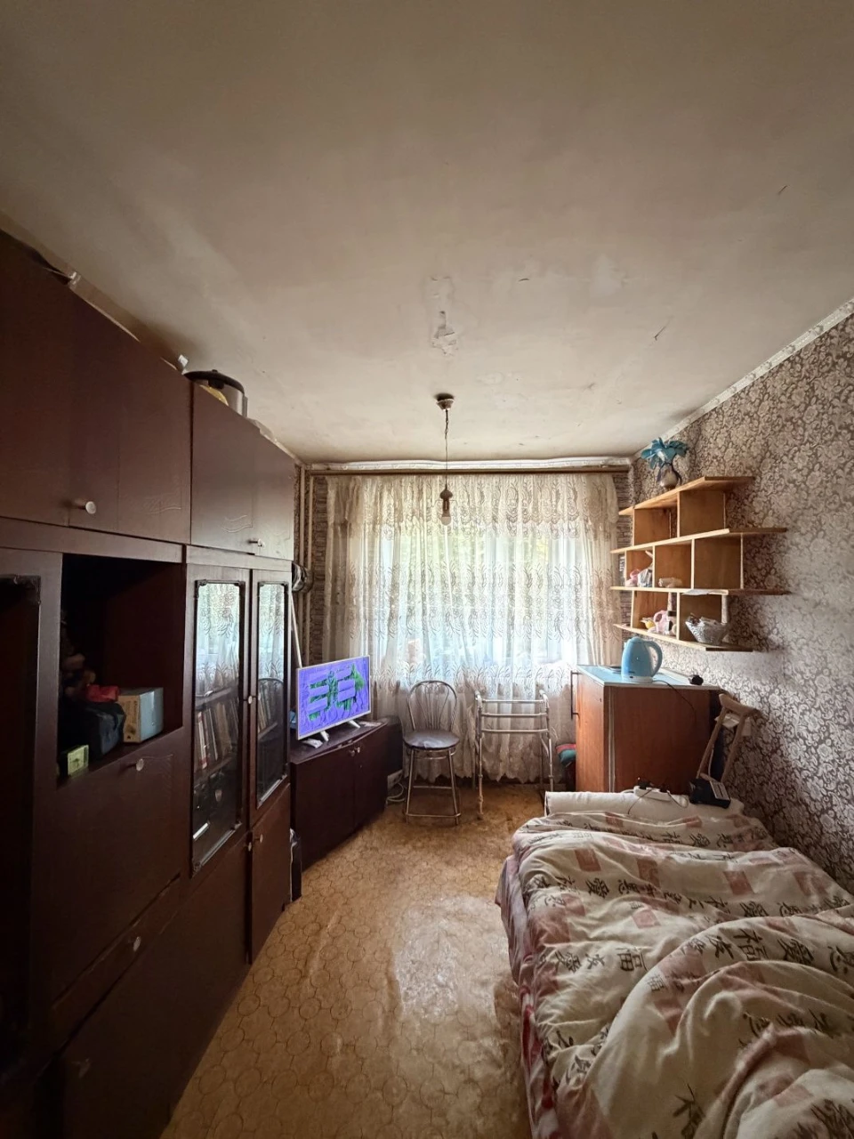 Продається комната / 16 м² / оформление купли-продажа