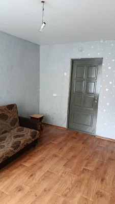 продам кімнату в гуртожитку від хазяїна