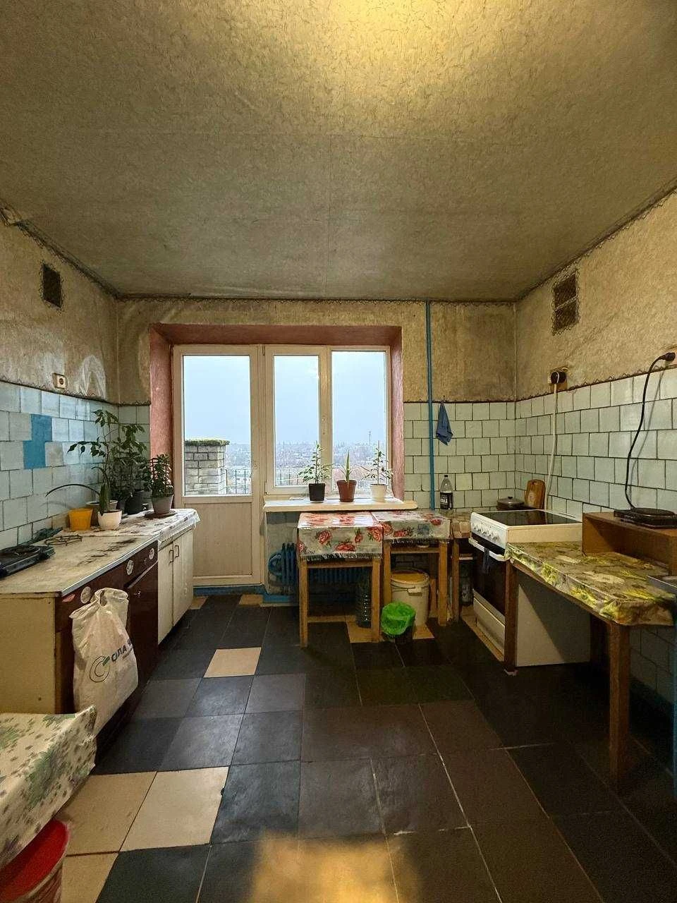 Room for sale in a dormitory, вул. Bilova, Hollywood district