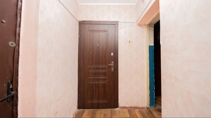 Продається простора та затишна кімната в чудовому районі