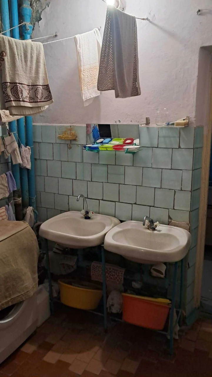For Sale Room 13 m2 Dormitory Hollywood Chernigov