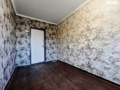 Room for Sale – Desniansky