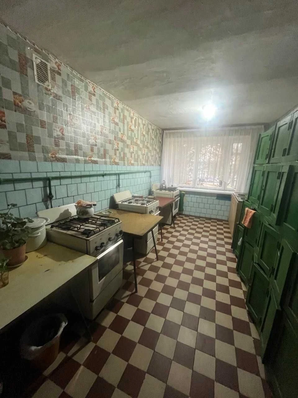 Продається кімната в гуртожитку ( р-н Сіверського)