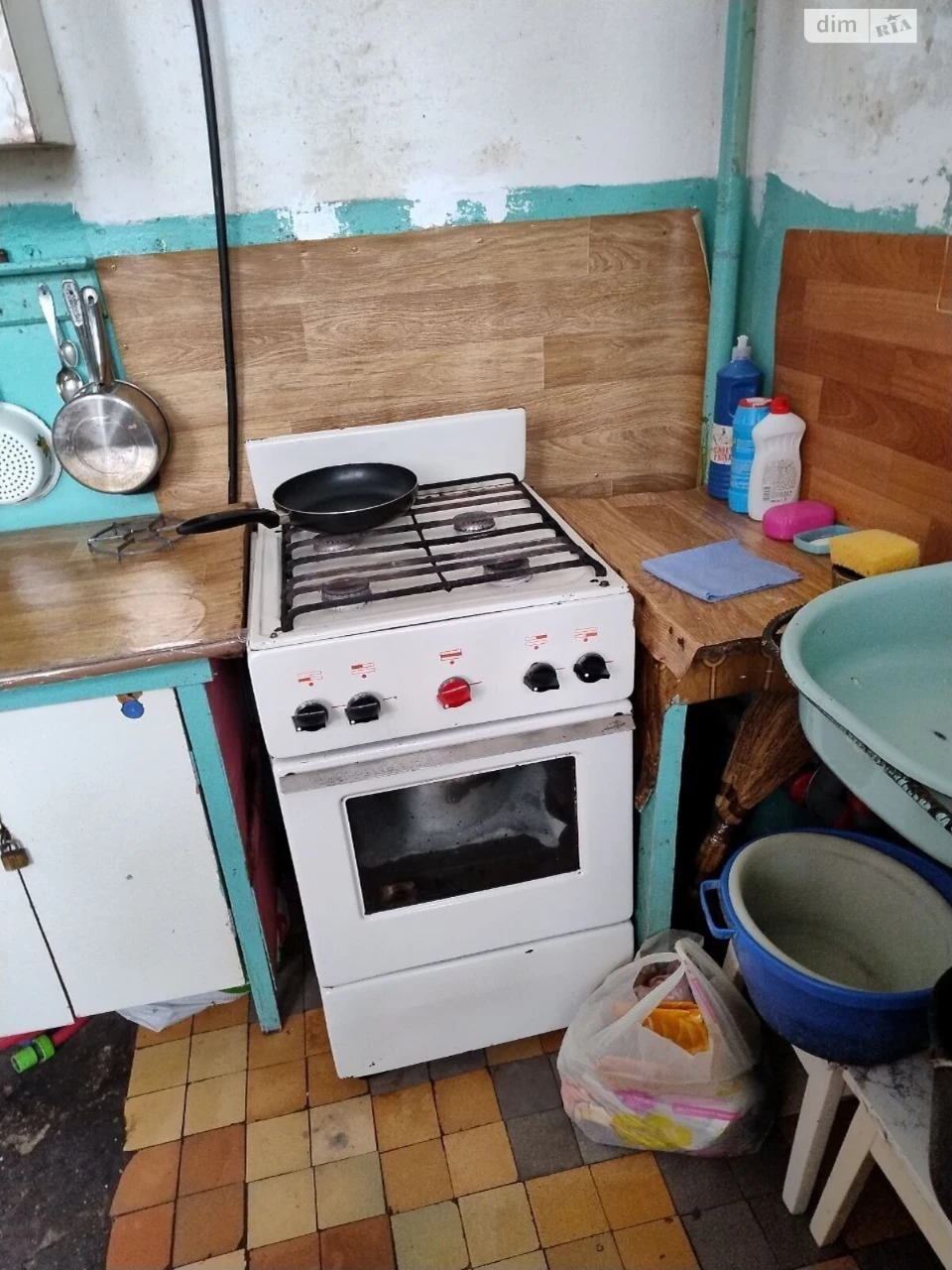 Продаж Кімната