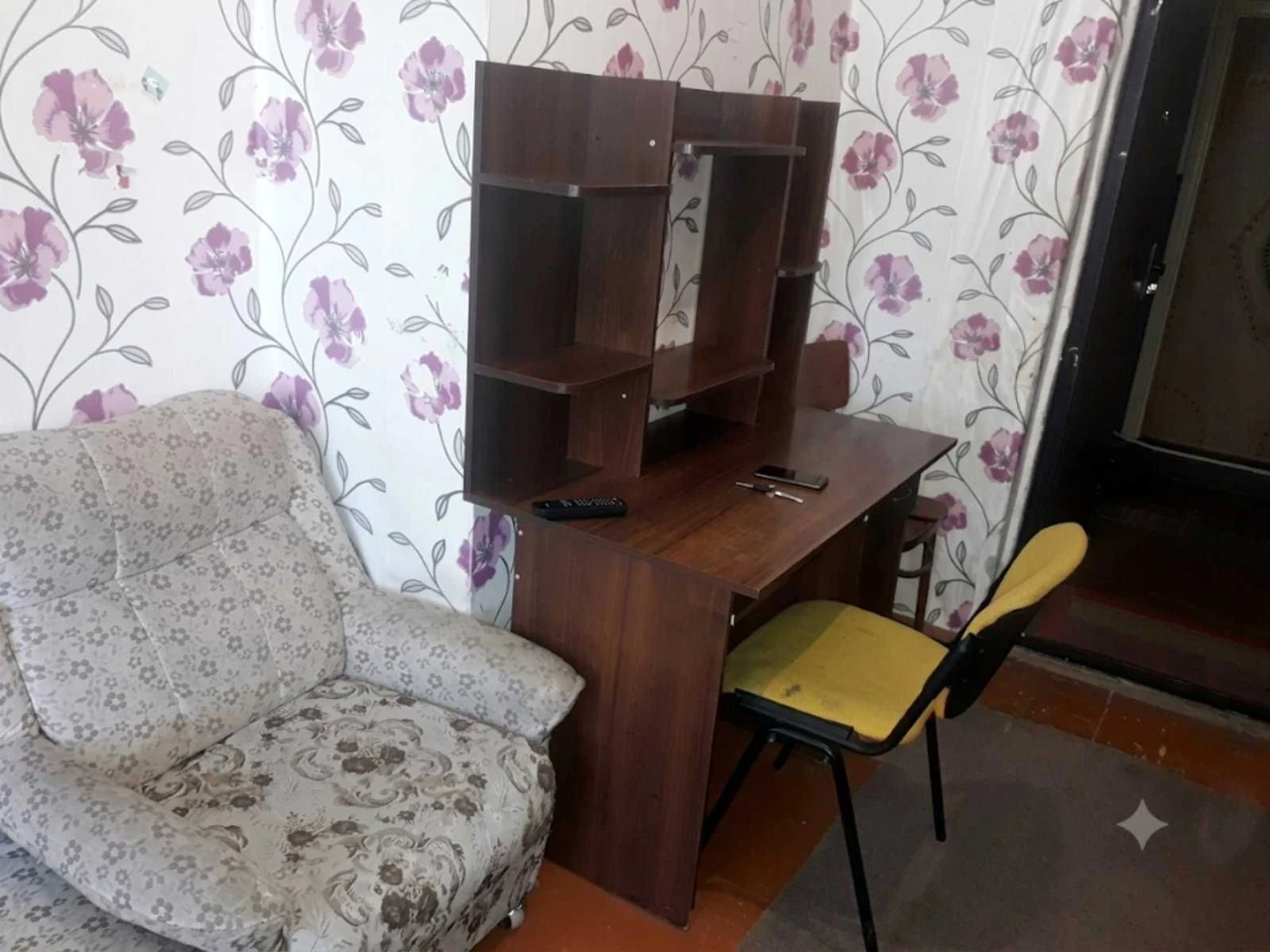 !! Продам кімнату в гуртожитку вул.Волковича, буд.5