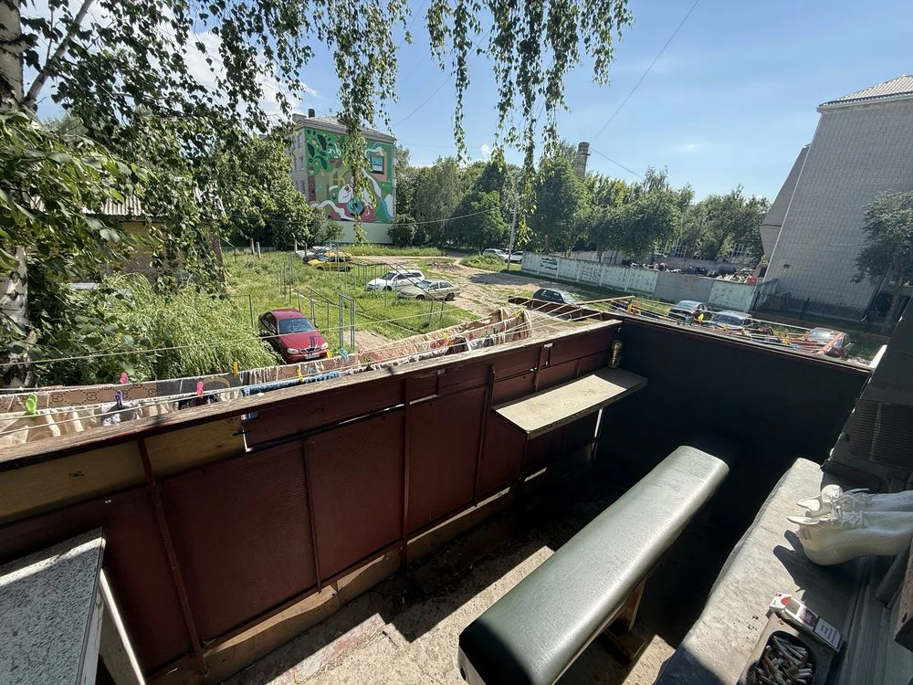 Продам кімнату по вул 1-ої Танкової бригади (Белова)