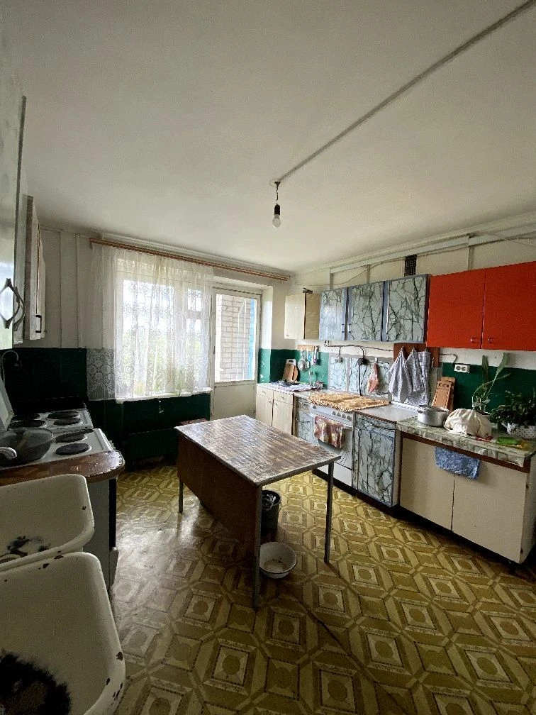 Room for sale in a dormitory